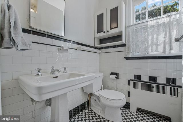4102 JEFFERSON ST, Hyattsville, MD 20781