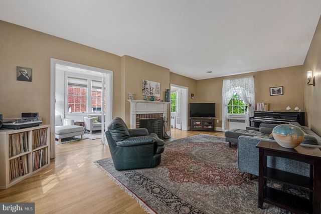 4102 JEFFERSON ST, Hyattsville, MD 20781