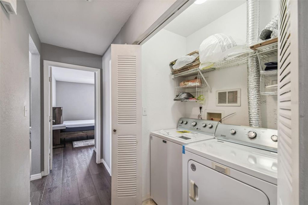 Image 21 of property listing at 10462 WHITE LAKE COURT, Tampa, FL 33626