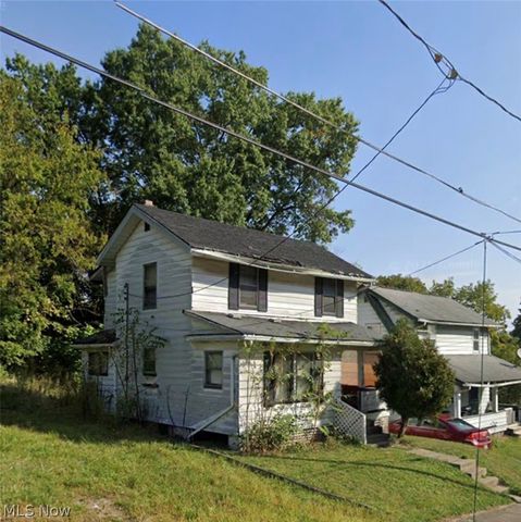 30 Zents Avenue, Youngstown, OH 44505