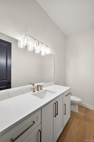 17000 Pienza Drive, Macomb Township, MI 48042