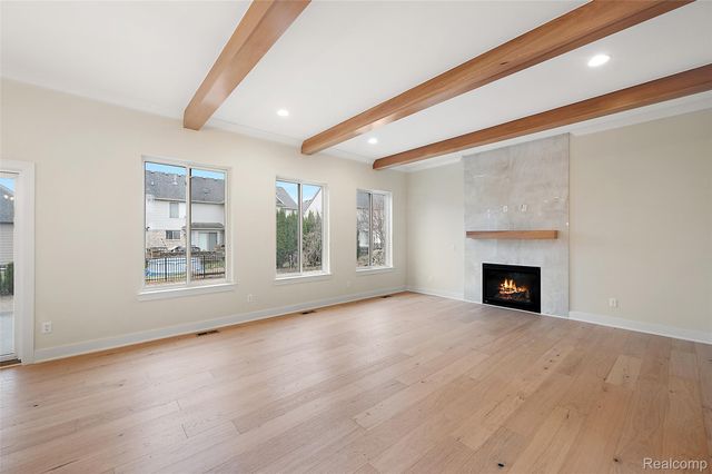 17000 Pienza Drive, Macomb Township, MI 48042