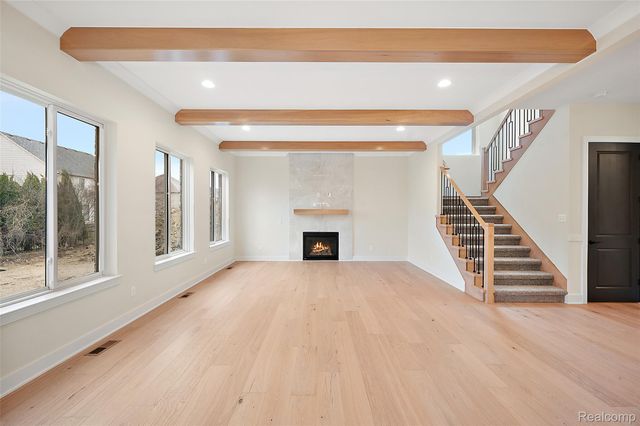 17000 Pienza Drive, Macomb Township, MI 48042