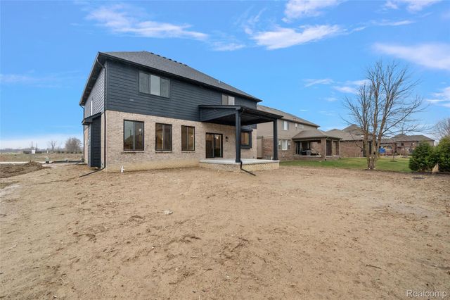 17000 Pienza Drive, Macomb Township, MI 48042