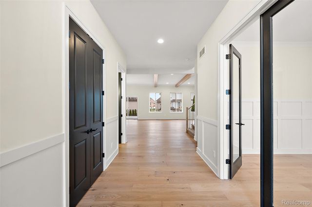 17000 Pienza Drive, Macomb Township, MI 48042