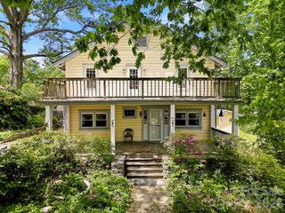 479 St Pauls Road, Hendersonville, NC 28792