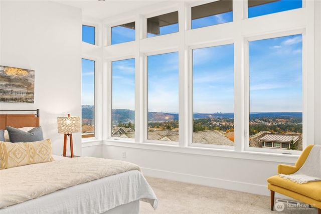 3037 NE Harrison Drive, Issaquah, WA 98029