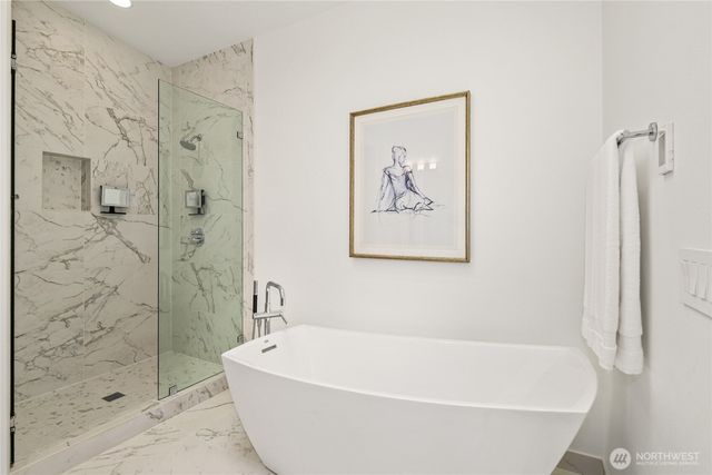 3037 NE Harrison Drive, Issaquah, WA 98029