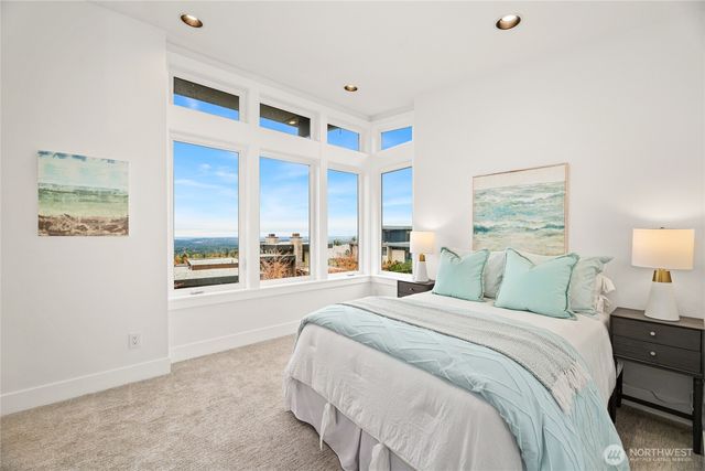 3037 NE Harrison Drive, Issaquah, WA 98029