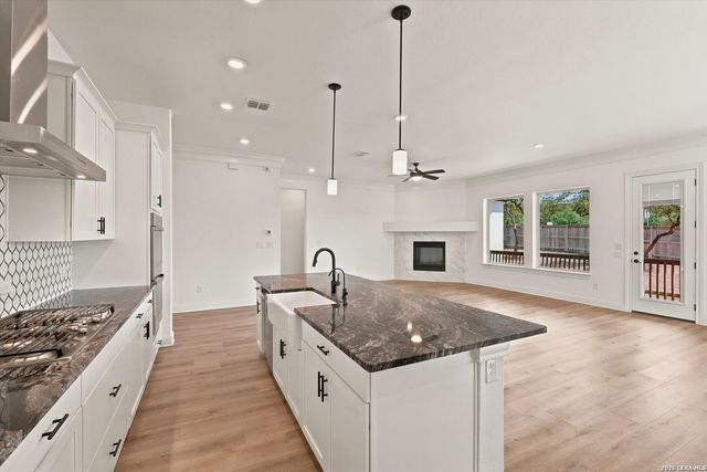 4006 Balentine, San Antonio, TX 78257