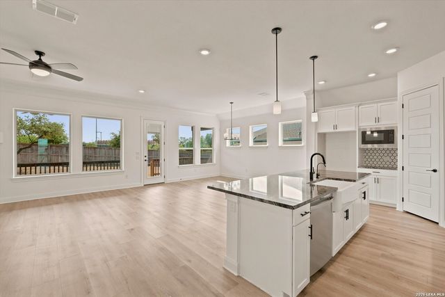 4006 Balentine, San Antonio, TX 78257