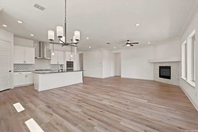 4006 Balentine, San Antonio, TX 78257