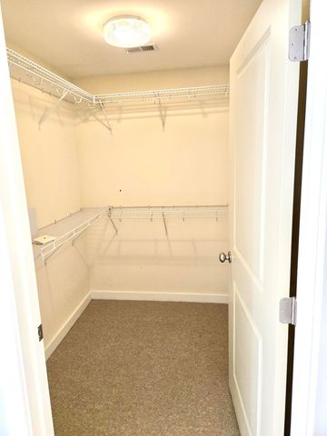 200 Manufacturers Road Apt 315, Chattanooga, TN 37405