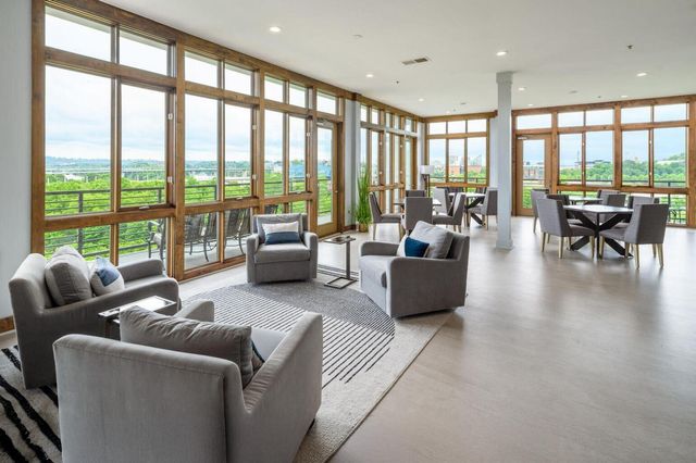 200 Manufacturers Road Apt 315, Chattanooga, TN 37405