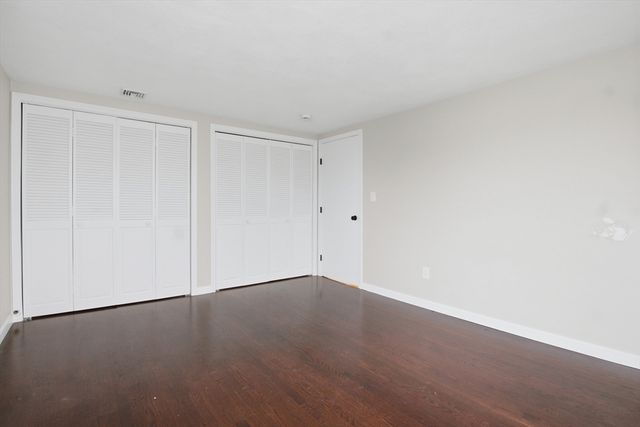 31 Milner St, Waltham, MA 02451