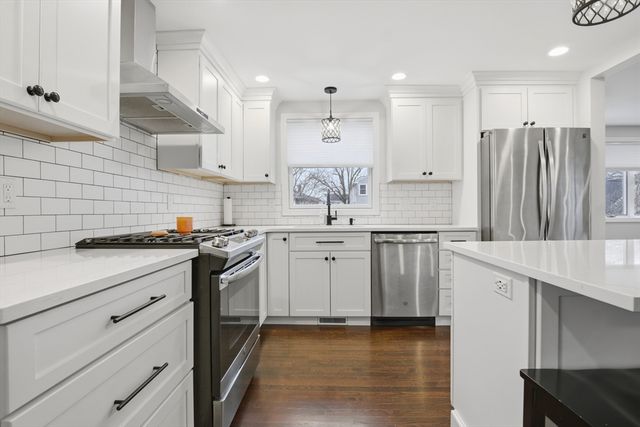 31 Milner St, Waltham, MA 02451