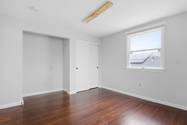 31 Milner St, Waltham, MA 02451