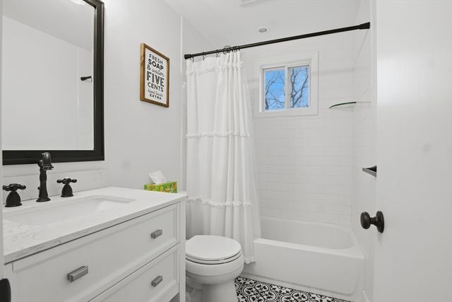 31 Milner St, Waltham, MA 02451