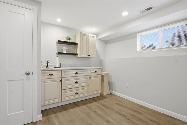 31 Milner St, Waltham, MA 02451