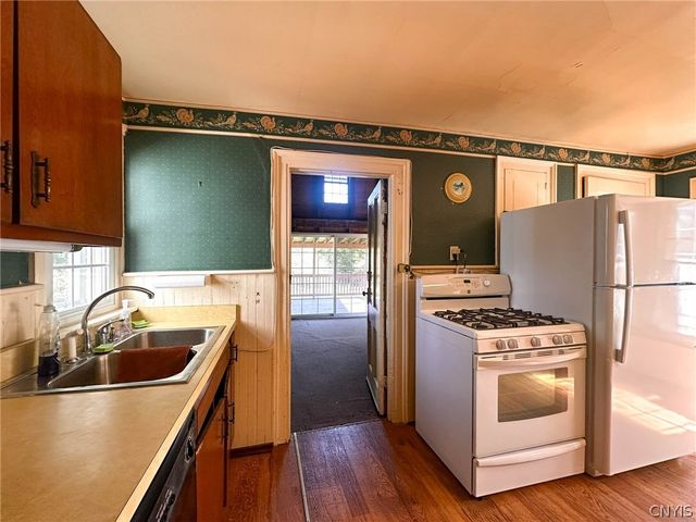 415 Higby Road, New Hartford, NY 13413