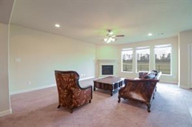 10118 N Whimbrel Circle, Conroe, TX 77385