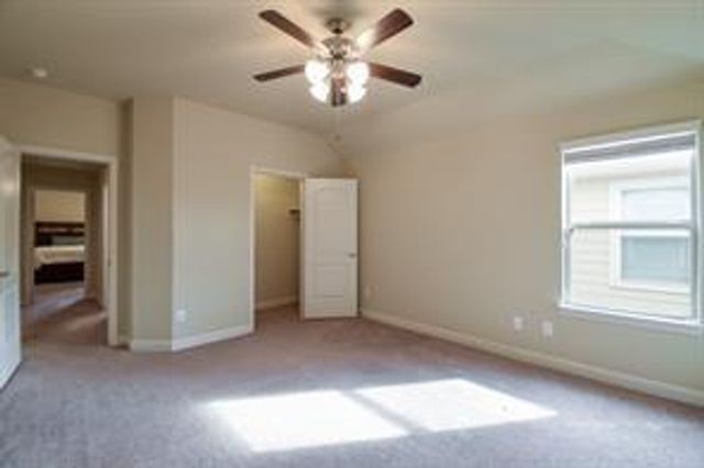 10118 N Whimbrel Circle, Conroe, TX 77385