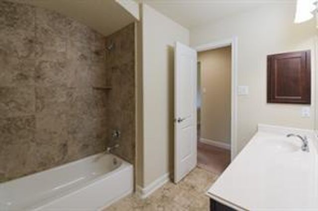 10118 N Whimbrel Circle, Conroe, TX 77385