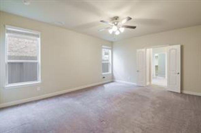 10118 N Whimbrel Circle, Conroe, TX 77385