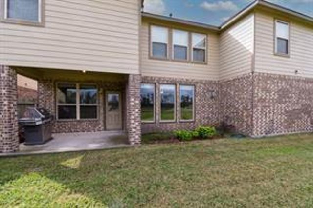 10118 N Whimbrel Circle, Conroe, TX 77385