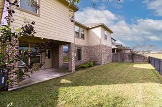 10118 N Whimbrel Circle, Conroe, TX 77385
