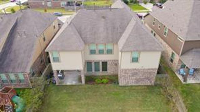 10118 N Whimbrel Circle, Conroe, TX 77385