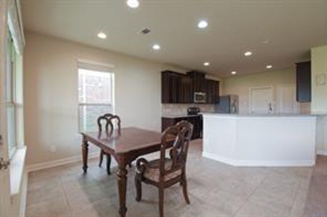 10118 N Whimbrel Circle, Conroe, TX 77385