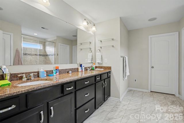 10916 Tower Oak Drive, Charlotte, NC 28269