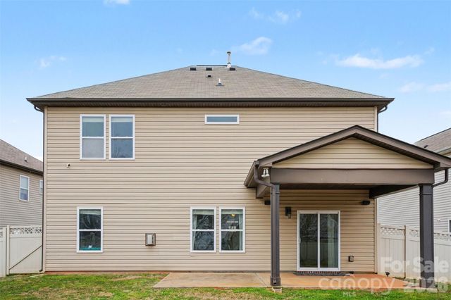 10916 Tower Oak Drive, Charlotte, NC 28269