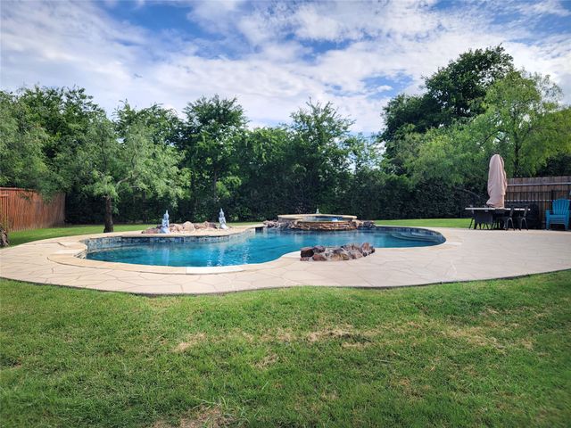 4016 Bordeaux Circle, Flower Mound, TX 75022