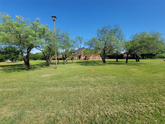 4016 Bordeaux Circle, Flower Mound, TX 75022