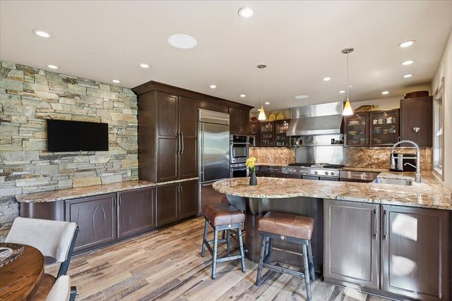 11057 RED FOX Ridge, Council Bluffs, IA 51503
