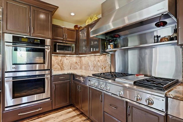 11057 RED FOX Ridge, Council Bluffs, IA 51503