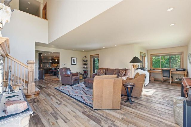 11057 RED FOX Ridge, Council Bluffs, IA 51503