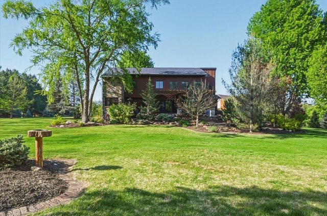 11057 RED FOX Ridge, Council Bluffs, IA 51503