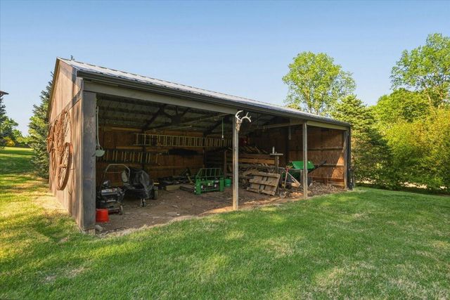 11057 RED FOX Ridge, Council Bluffs, IA 51503