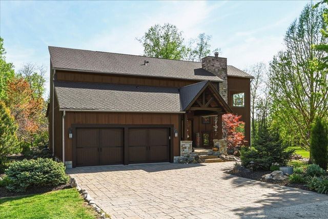 11057 RED FOX Ridge, Council Bluffs, IA 51503