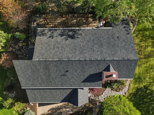 11057 RED FOX Ridge, Council Bluffs, IA 51503
