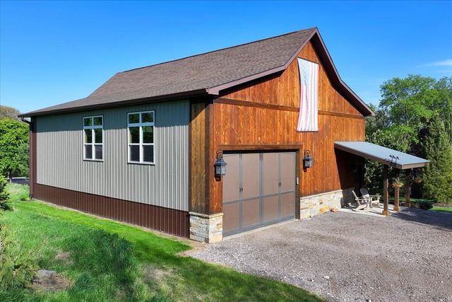 11057 RED FOX Ridge, Council Bluffs, IA 51503