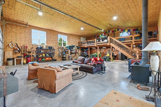 11057 RED FOX Ridge, Council Bluffs, IA 51503