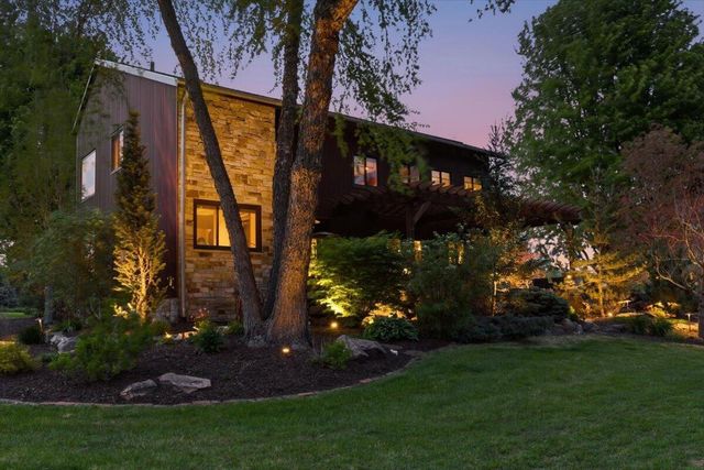 11057 RED FOX Ridge, Council Bluffs, IA 51503