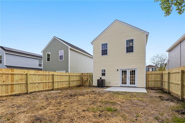 1109 Railroad AVE, Suffolk, VA 23434