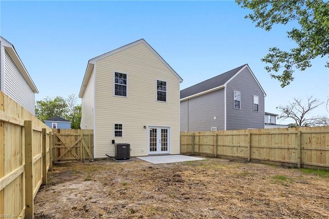 1109 Railroad AVE, Suffolk, VA 23434