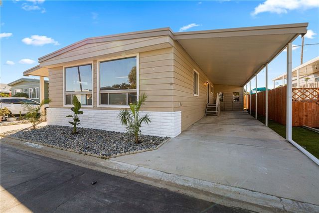 7221 San Luis, Carlsbad, CA 92011