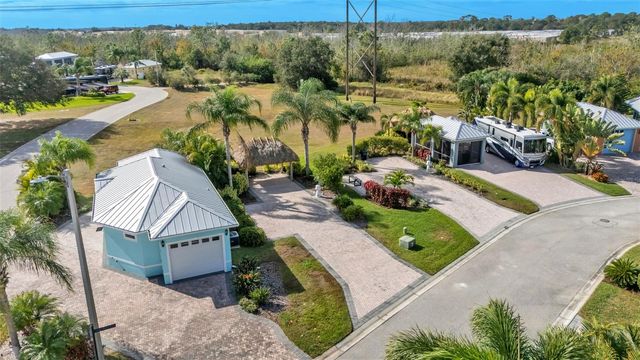 3234 GREAT HERON LOOP, Polk City, FL 33868